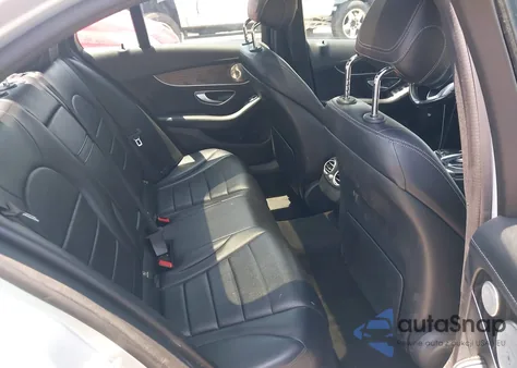 2015 Mercedes-Benz C 300 4Matic/Luxury 4Matic/Sport 4Matic из США, поврежденный, VIN 55SWF4KB1FU049991